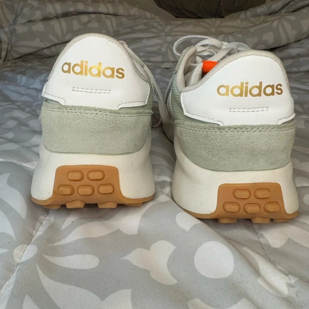 Adidas Mint‎ Green Sneakers